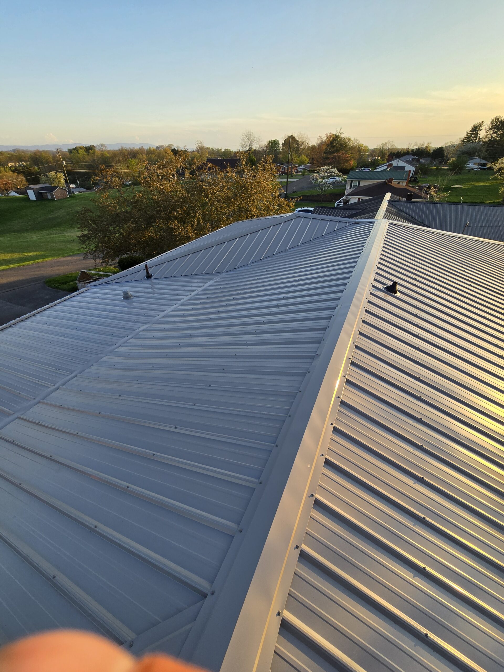 Metal roof on a mountain-style home