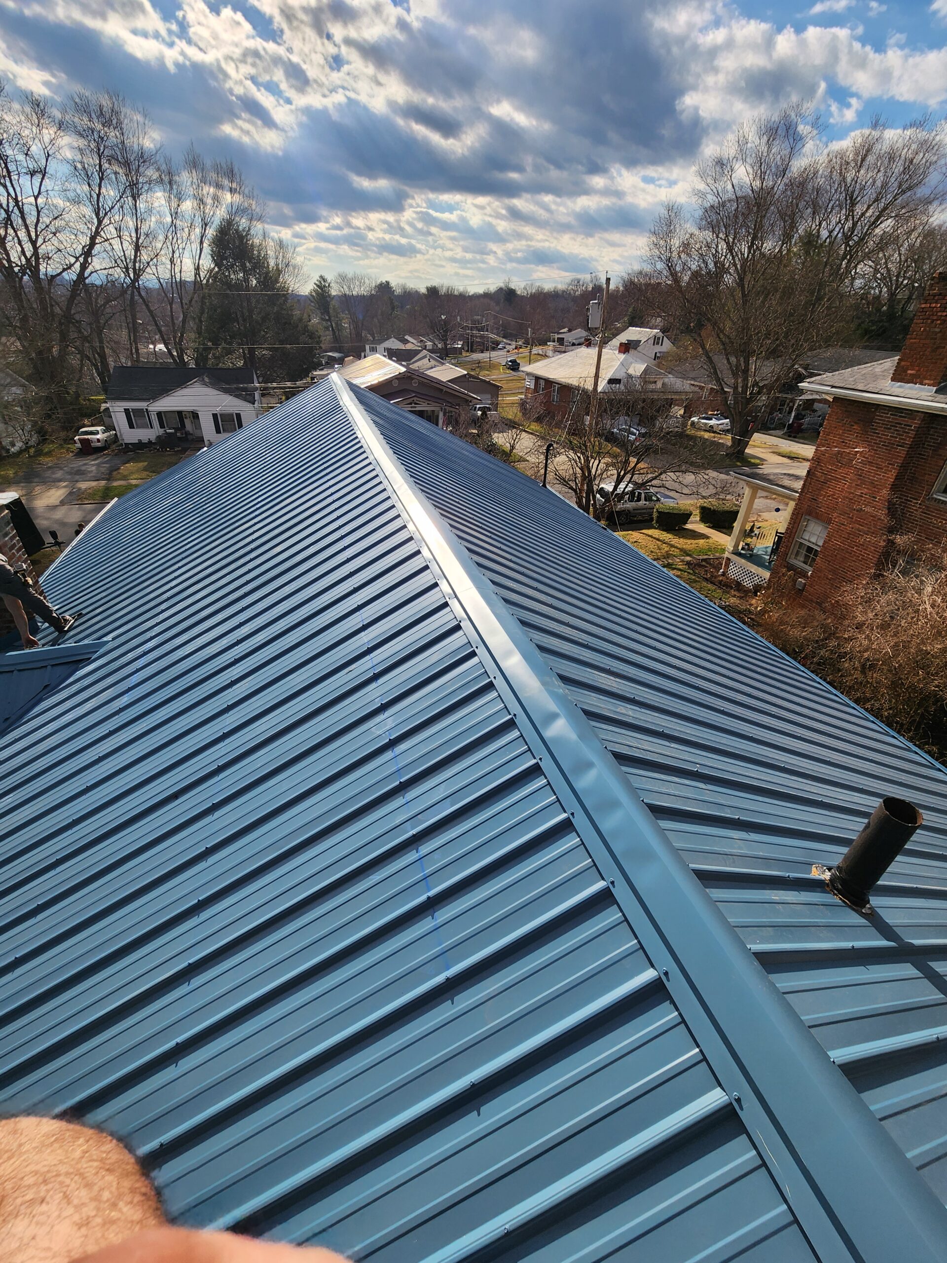 New shingle roof on a ranch home